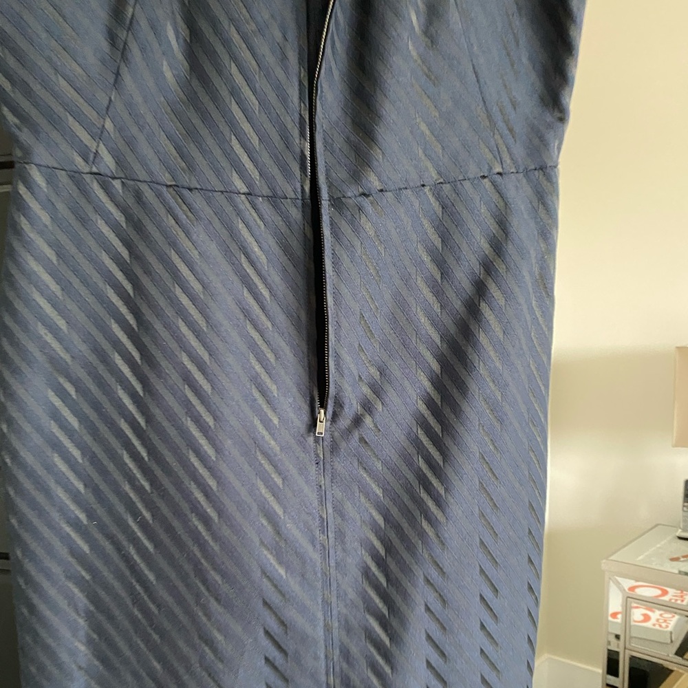 Dress - Picture 3 of 5